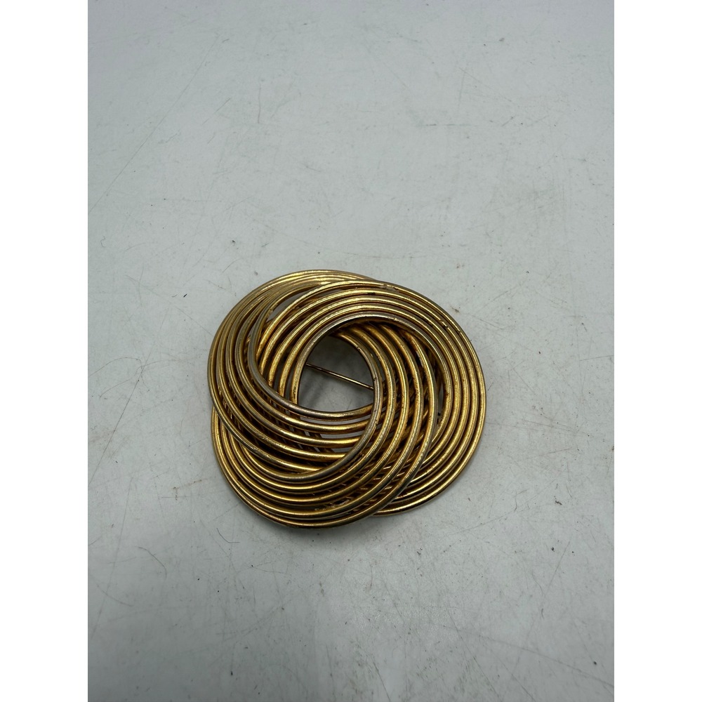 Vintage Gold Tone Multi Ring Spiral Brooch Nested Circle Layered Wire Pin 2"